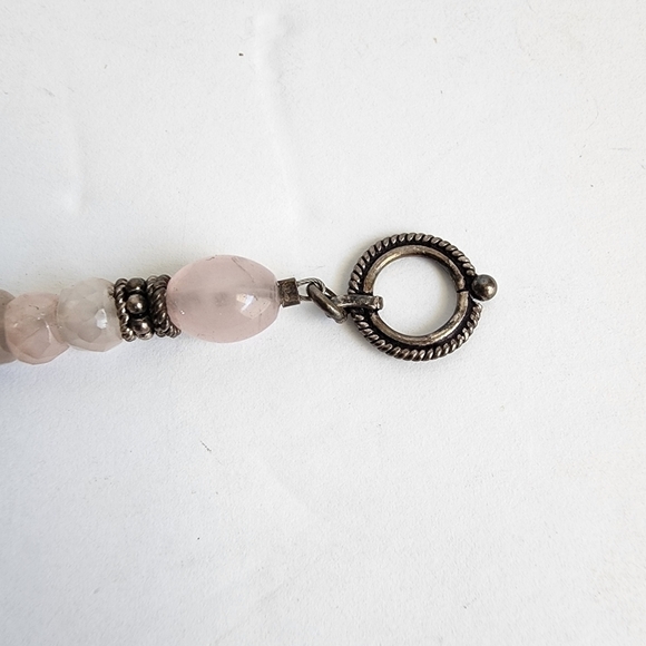 Vintage Rose Quartz Beaded Bracelet Silver Tone Feminine Dainty Barbie Pink - Picture 3 of 5